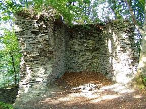 Zcenina Nov hrad